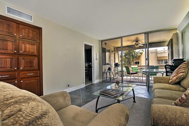 7625 E Camelback Rd Unit 319a-large-006-