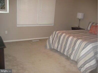 9901 Rand Dr, Burke, VA 22015 - photo 6