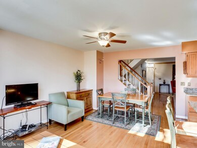 10629 Alison Dr, Burke, VA 22015 - photo 7