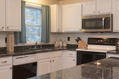 4 Kimball Way, Newmarket, NH 03857 - photo 2