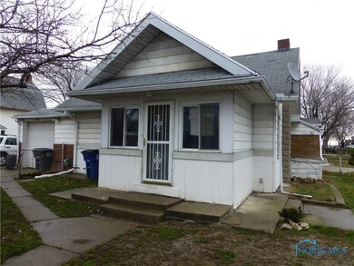 5630 Edgewater Dr, Toledo, OH 43611 - photo 3