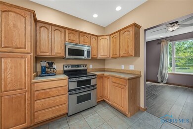 720 Colt Dr, Findlay, OH 45840 - photo 4