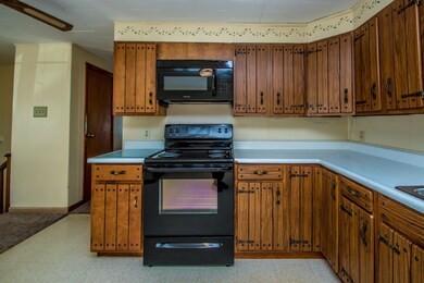 147 S Lunenburg Rd, Lunenburg, VT 05906 - photo 7