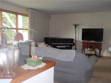 906 Mcknight Rd, Indiana, PA 15701 - photo 2