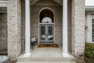 005-Front_Entrance-2370093-medium