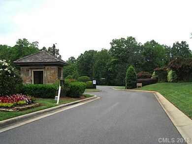 Neighborhood Entrance - A beautifully manicured community.