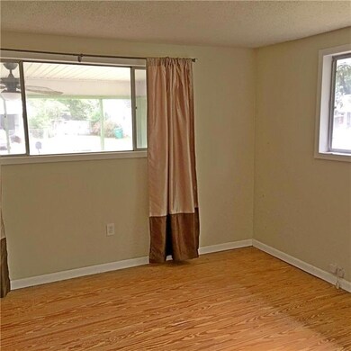 506 Mitchell St, Picayune, MS 39466 - photo 3