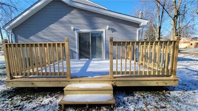 671 Hollywood Ave, Sheffield Lake, OH 44054 - photo 7