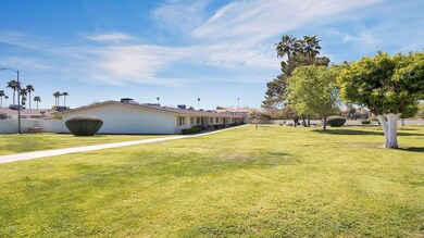 13615 N Newcastle Dr unit 26, Sun City, AZ 85351 - photo 2