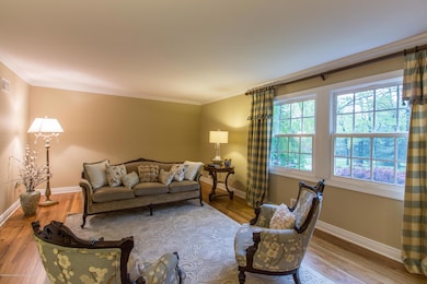 8 Aufra Place, Holmdel, NJ 07733 - photo 5