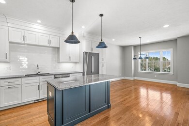 44 Elm St unit 44, Amesbury, MA 01913 - photo 3