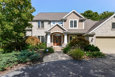 001-Front_View-4790386-medium