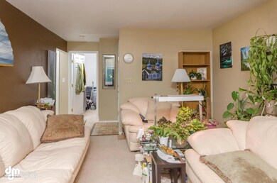 1405 W 42nd Ave Anchorage AK-large-005-L