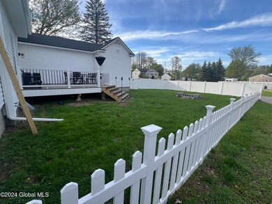 217 Lisha Kill Rd, Schenectady, NY 12309 - photo 4