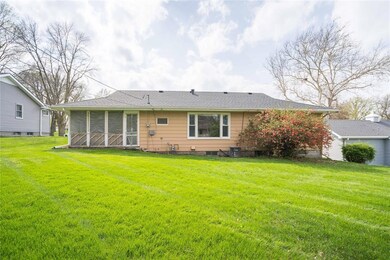 810 15th St, Perry, IA 50220 - photo 4