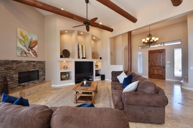 LIVING RM 2