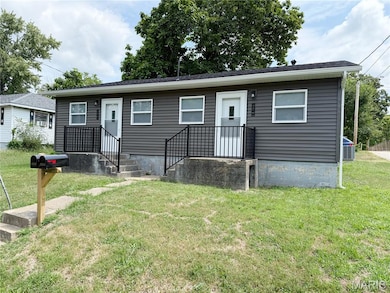 604 N Henderson St unit A&B, Salem, MO 65560 - photo 2