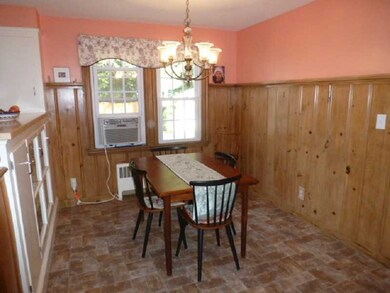 242 Gentian Ave, Providence, RI 02908 - photo 5