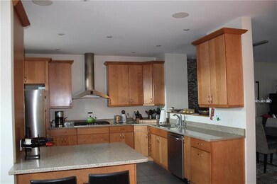 1850 Riverside Mews unit 20, Pittsburgh, PA 15203 - photo 4