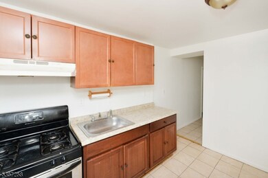 100 N 9th St, Newark, NJ 07107 - photo 4