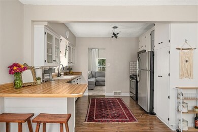 3818 Fagen Dr, Des Moines, IA 50310 - photo 6