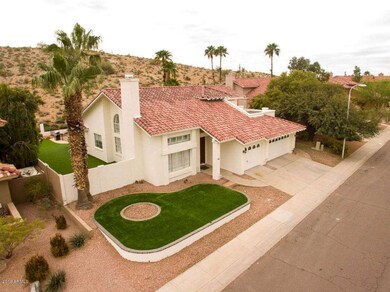 Mountain viewss and front of the house