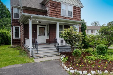 10 Cross Ln Greenwich CT 06807-003-003-1