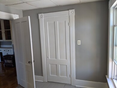 377 Dubuque St unit 2, Manchester, NH 03102 - photo 6