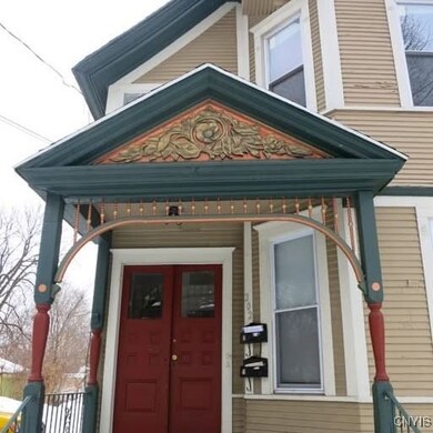 202 Green St, Syracuse, NY 13203 - photo 2