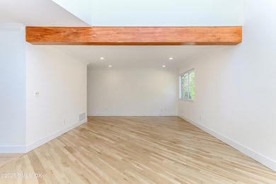 180 Riverbank Rd, Stamford, CT 06903 - photo 3