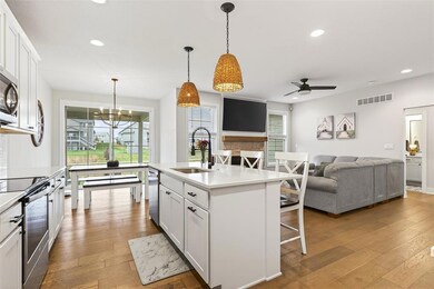 705 35th St SW, Altoona, IA 50009 - photo 5