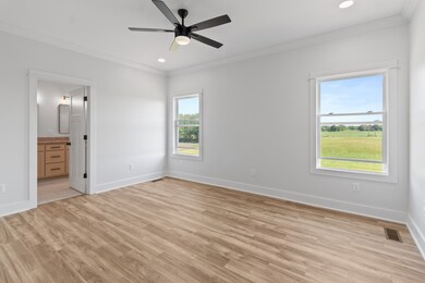 102 Castle St, McMinnville, TN 37110 - photo 6