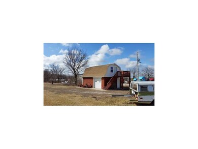 Detached outbuilding with loft that could be finis