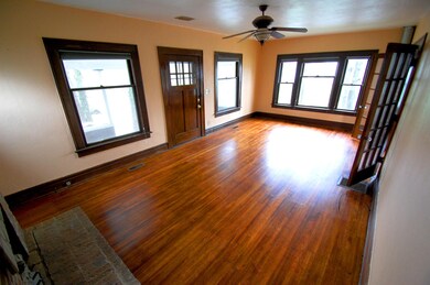 family room 2