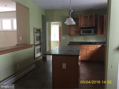 27 E Madison Ave, Collingswood, NJ 08108 - photo 3