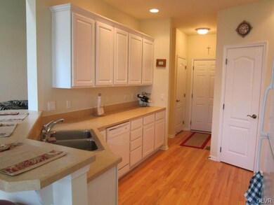 3592 Lenape Ln, Emmaus, PA 18049 - photo 2