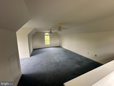 4 Castle Rock Ln, Castleton, VA 22716 - photo 6