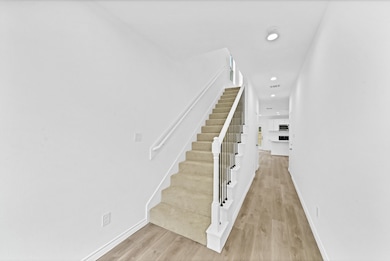 8128 Sunnyhill St, Houston, TX 77088 - photo 3