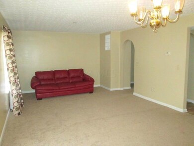 5890 Abernathy Pics 002