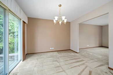 11S686 Book Rd, Naperville, IL 60564 - photo 7