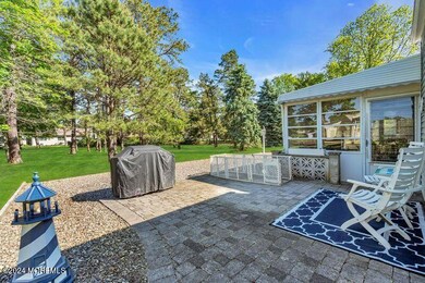 25 Whitaker Dr, Toms River, NJ 08757 - photo 5