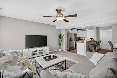 6151 Bristol Ln, Johnston, IA 50131 - photo 5