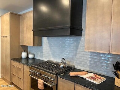 L68 Daintree Dr, Wilton, NY 12866 - photo 4