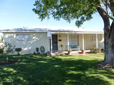 2926 W Griswold 047