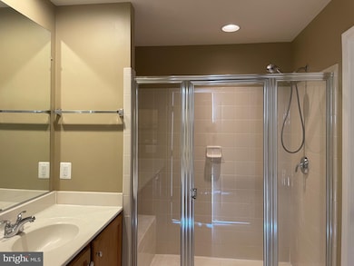 9224 Alvyn Lake Cir, Bristow, VA 20136 - photo 7