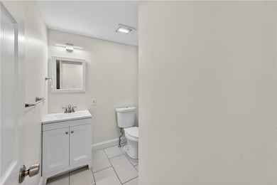 31 Peach Ave, Providence, RI 02906 - photo 7