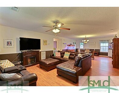 Den/Family/Great Room.