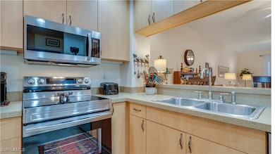 1133 van Loon Commons Cir unit 202, Cape Coral, FL 33909 - photo 7