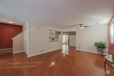 965 Symphony Dr unit 2235, Aurora, IL 60504 - photo 4