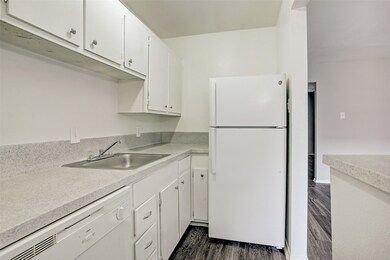 2322 Dunlavy St, Houston, TX 77006 - photo 6